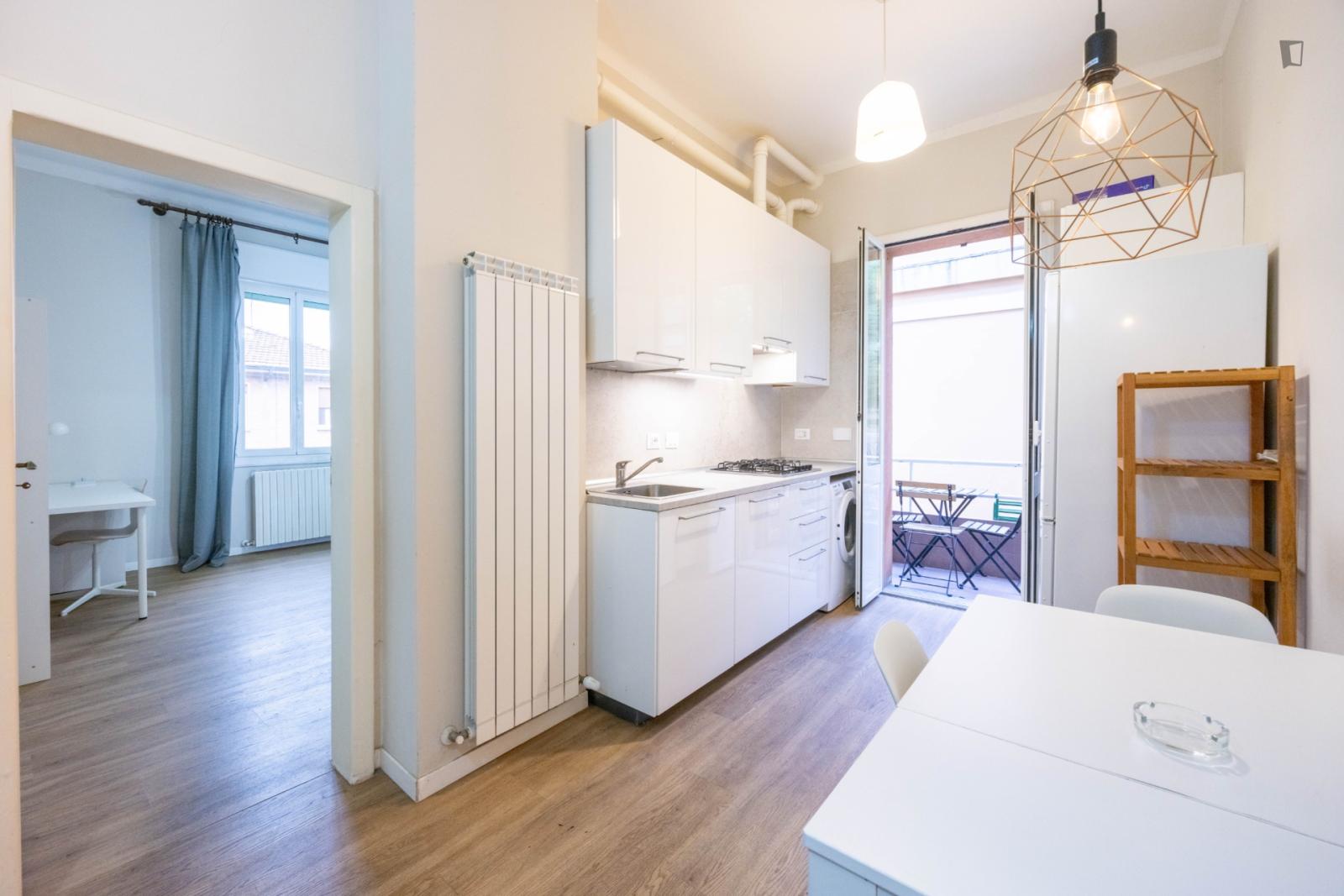  Appealing 2-Bedroom Apartment In Bolognina  -  Appealing 2-bedroom apartment in Bolognina  - Gallery -  1