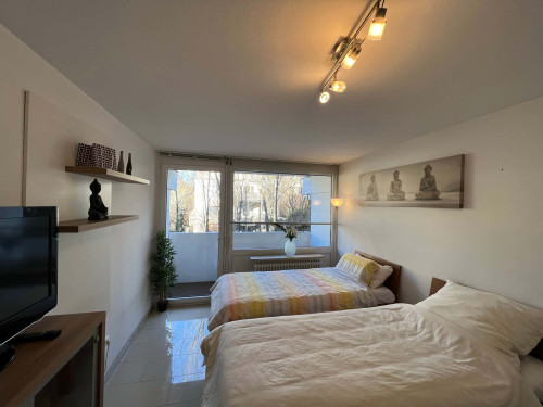 Ruhige möblierte 1-Zimmer Wohnung mit Balkon zum Hinterhof / in München Milbertshofen - Schwabing Nord - Gallery - 40