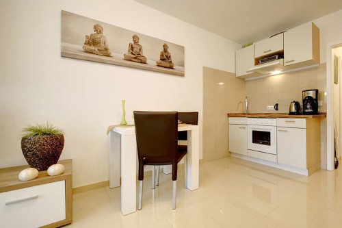 Ruhige möblierte 1-Zimmer Wohnung mit Balkon zum Hinterhof / in München Milbertshofen - Schwabing Nord - Gallery - 7