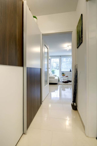 Ruhige möblierte 1-Zimmer Wohnung mit Balkon zum Hinterhof / in München Milbertshofen - Schwabing Nord