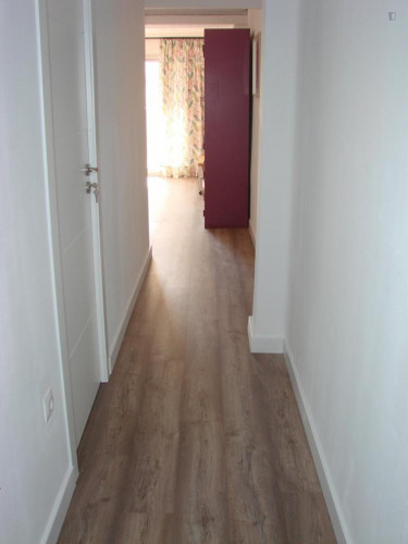 Attractive double bedroom near Malvarrosa Bus Stop