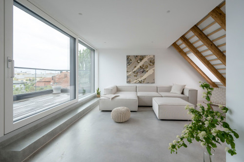 Scandinavian Calm Meets Latin Soul – Schwabing Retreat with Frauenkirche Views(München) - Gallery - 6
