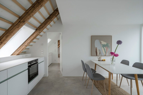 Scandinavian Calm Meets Latin Soul – Schwabing Retreat with Frauenkirche Views(München) - Gallery - 24