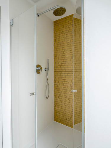 Scandinavian Calm Meets Latin Soul – Schwabing Retreat with Frauenkirche Views(München)