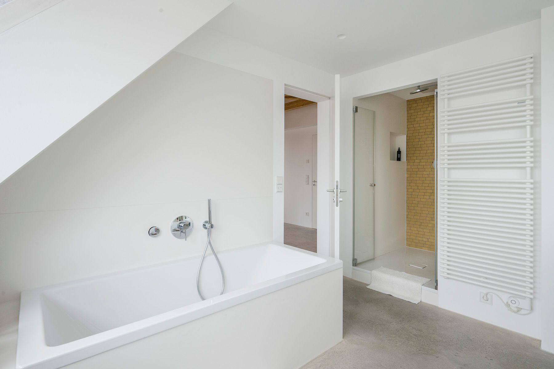 Scandinavian Calm Meets Latin Soul – Schwabing Retreat With Frauenkirche Views(München) - 33
