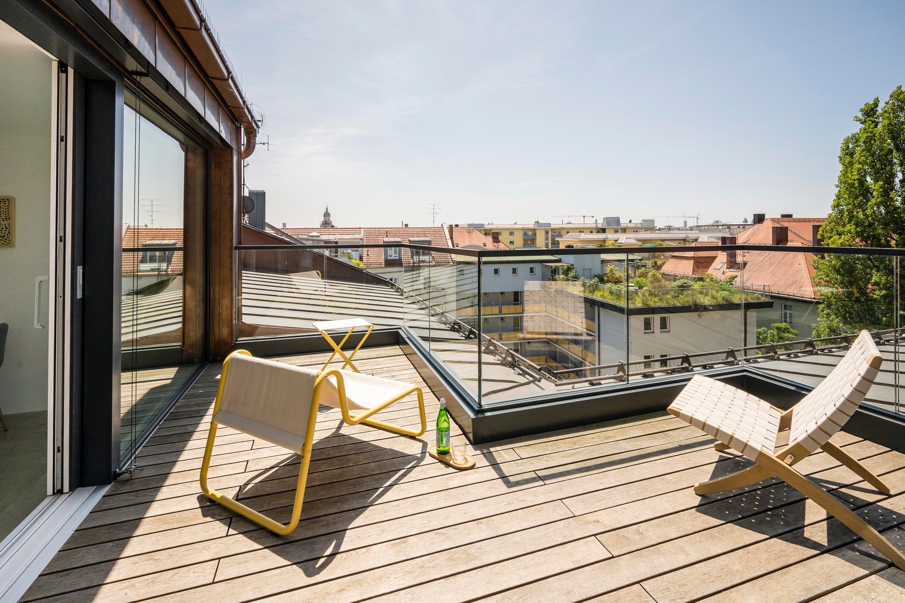 Scandinavian Calm Meets Latin Soul – Schwabing Retreat With Frauenkirche Views(München) - 11