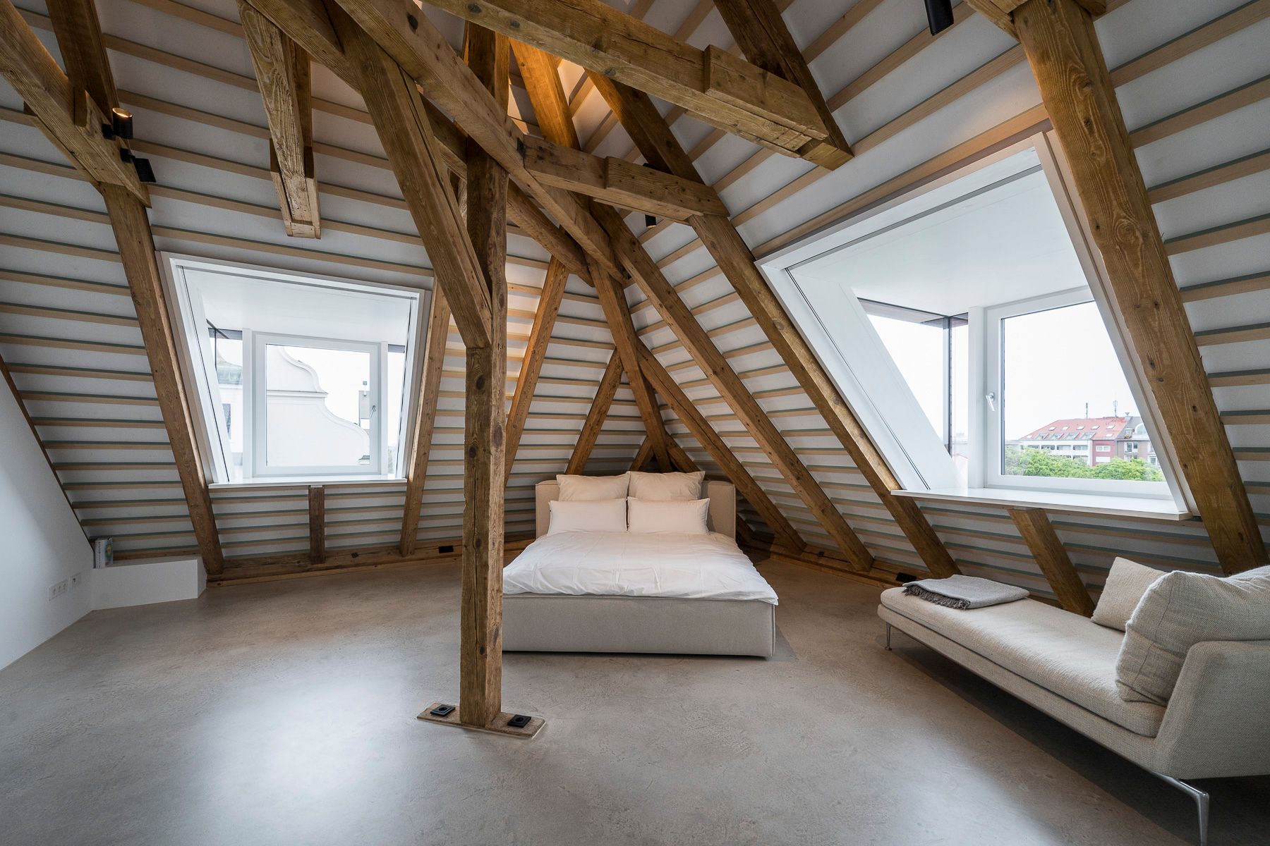 Scandinavian Calm Meets Latin Soul – Schwabing Retreat With Frauenkirche Views(München) - 41