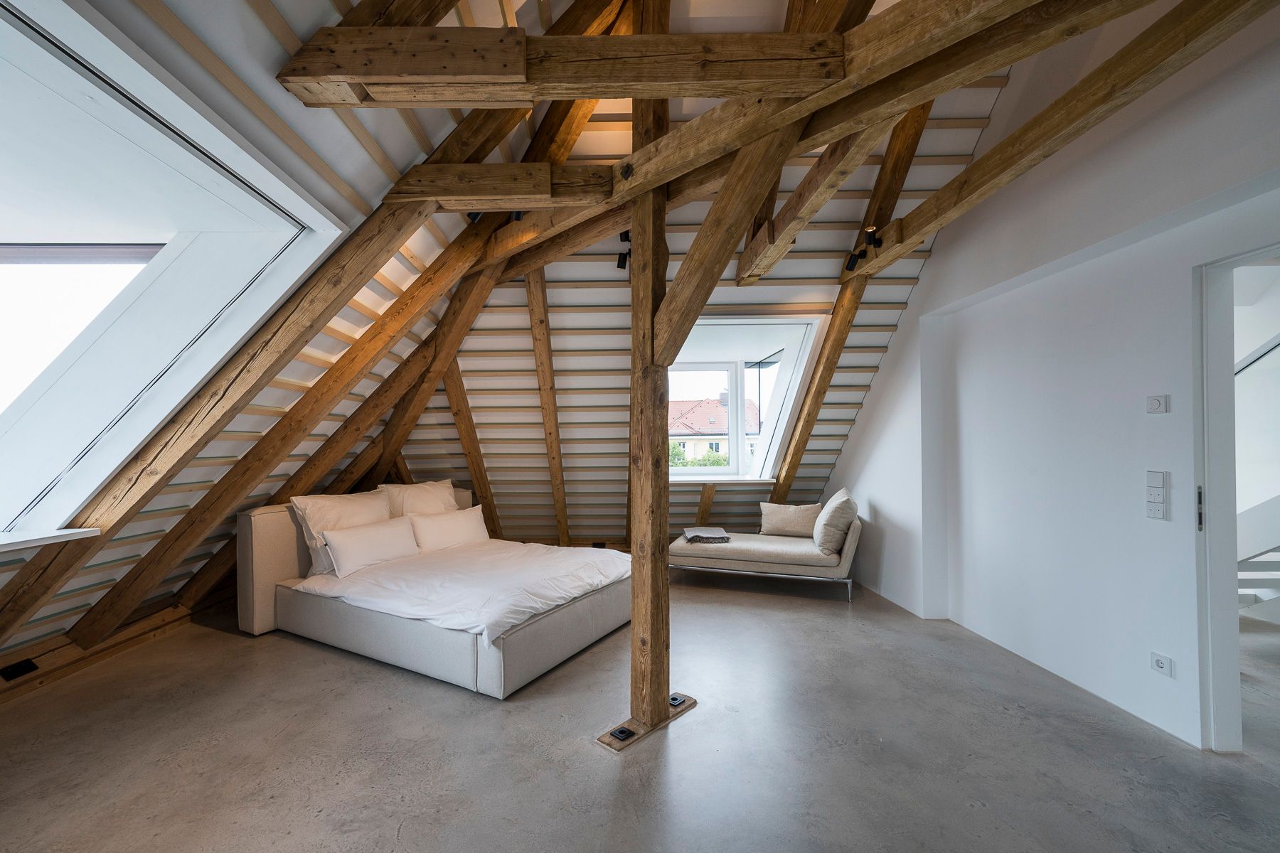 Scandinavian Calm Meets Latin Soul – Schwabing Retreat With Frauenkirche Views(München) - 42