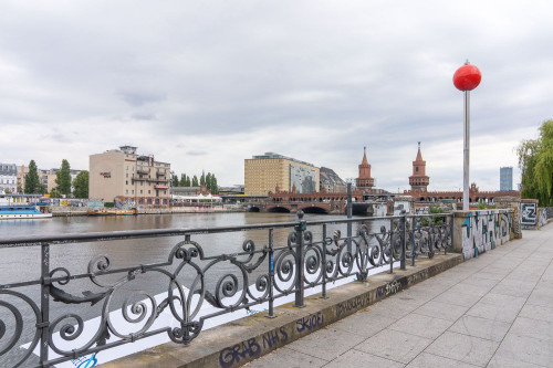 Modern 2 Room Apartment in Kreuzberg Berlin directly at the River Spree