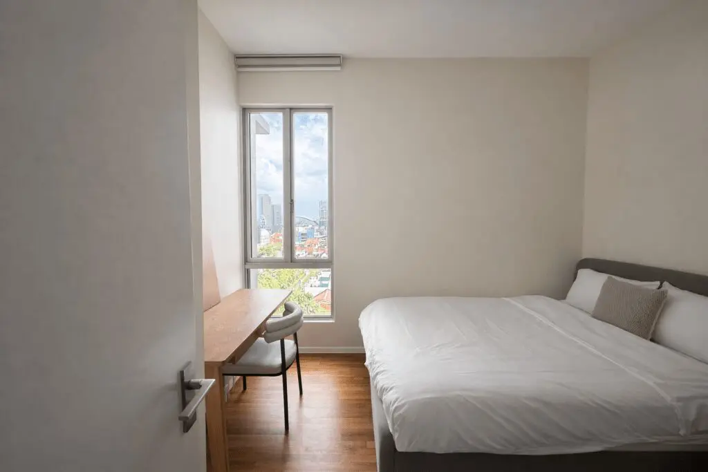 Deluxe Room B - Kerrisdale - Airy Abode - Gallery - 1