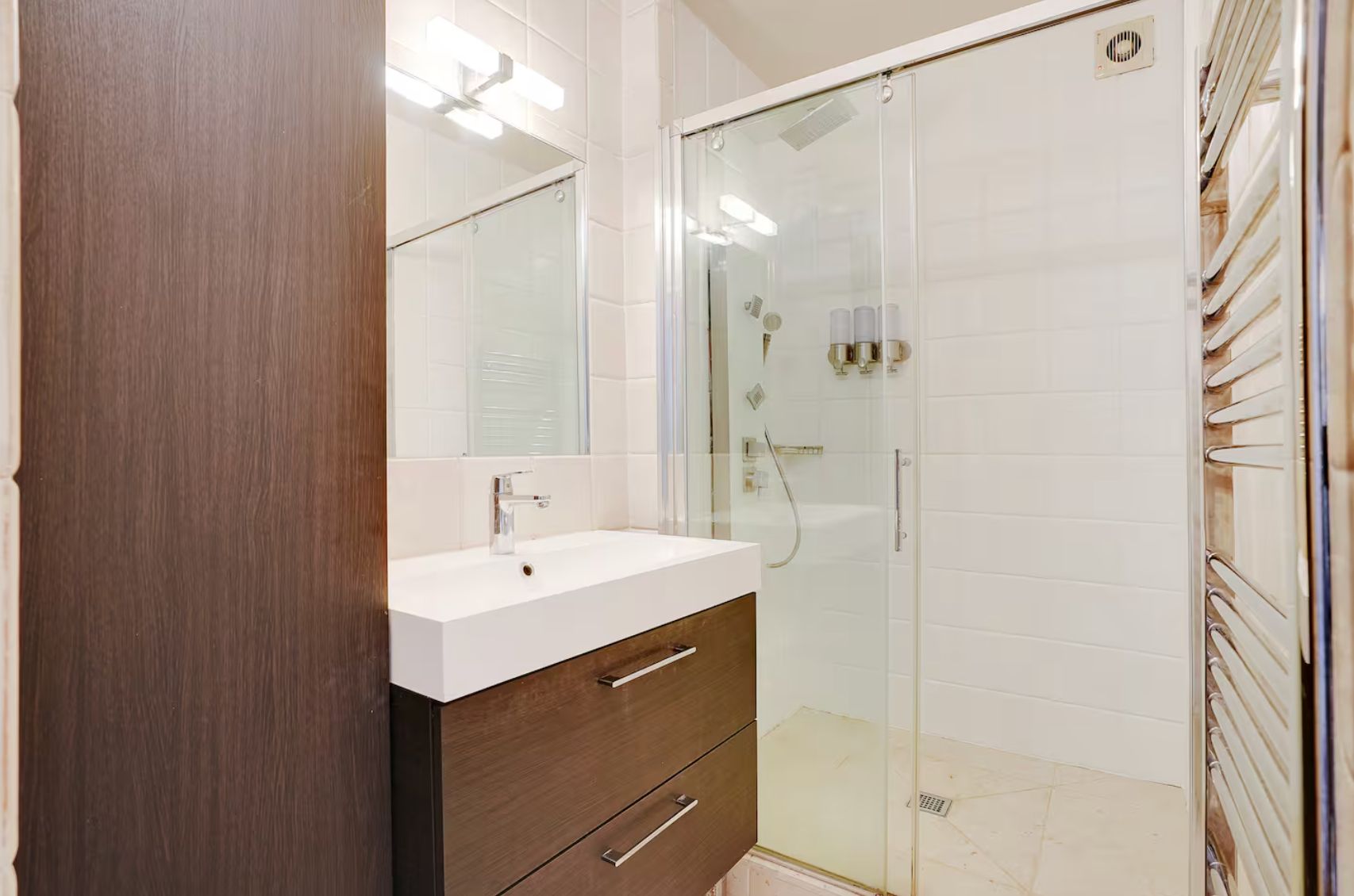  Furnished, Comfortable And Modern Apartment  -  Furnished, comfortable and modern apartment  - Gallery -  12