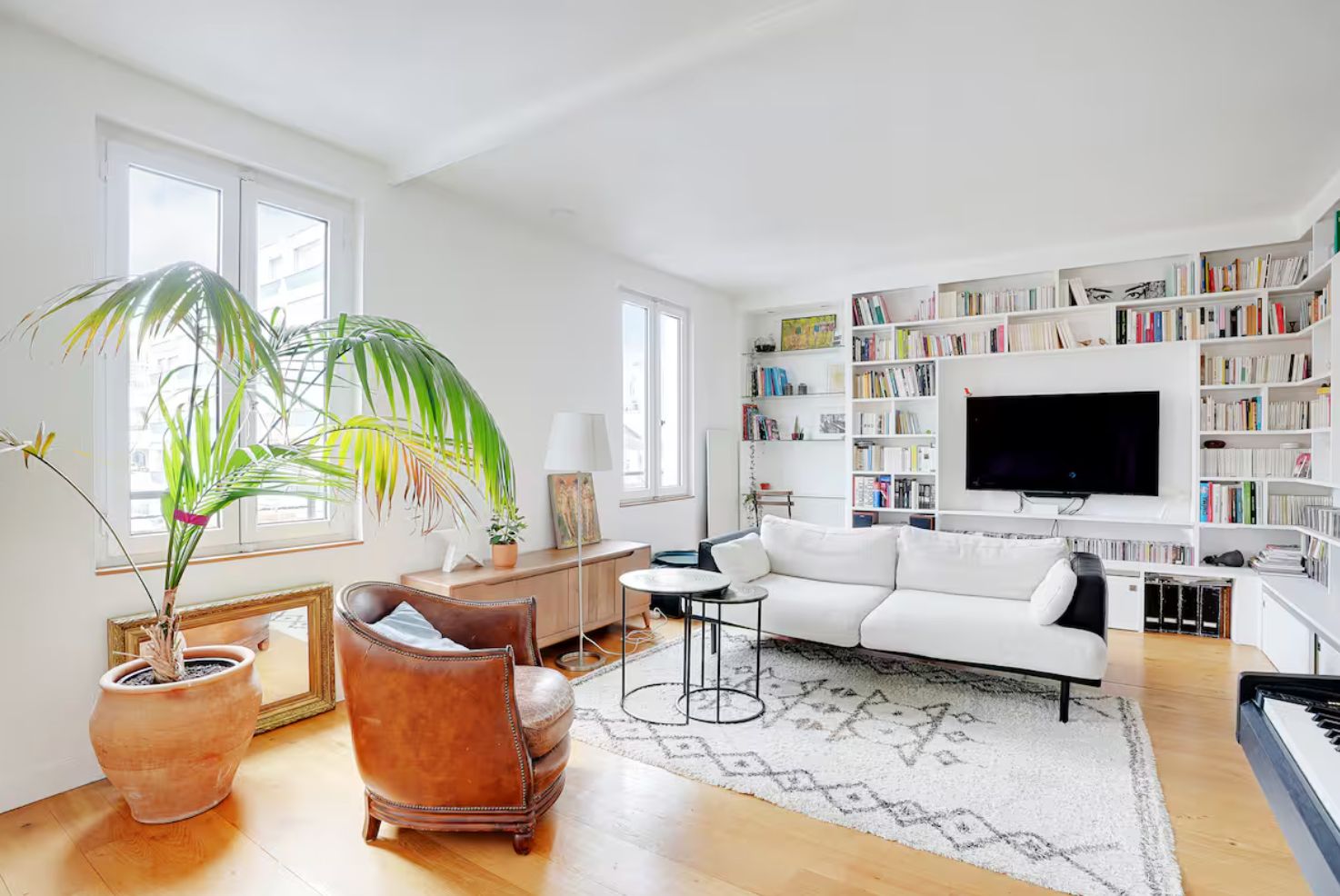  Furnished, Comfortable And Modern Apartment  -  Furnished, comfortable and modern apartment  - Gallery -  1