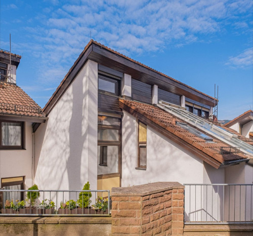Charming, 2,5 Room Atelier-Apartment in Heidelberg with a view.