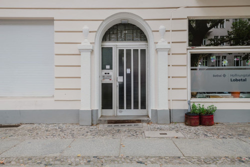 Hip Charlottenburg 1BR w/ Laundry, Fully Furnished