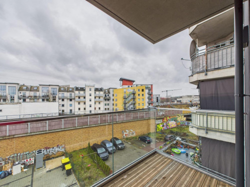 Unfurnished Sunlit Studio with Private Balcony in Lichtenberg