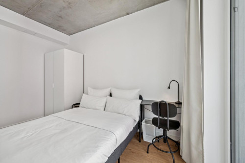 Pleasant single bedroom in Moabit