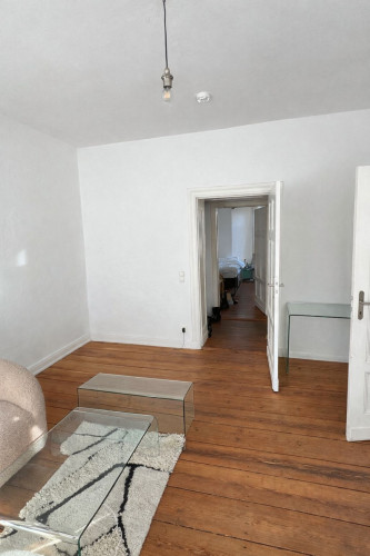 Helle 51 m² Wohnung in Toplage Berlin-Mitte – teilmöbliert, befristete Untervermietung