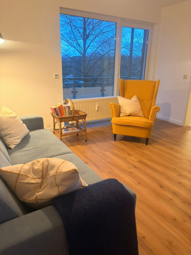 Spacious 1 bedroom apartment with balcony and park views