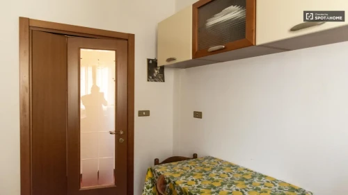 Room in a shared 3-bedroom apartment for rent in Tuscolano Nord
