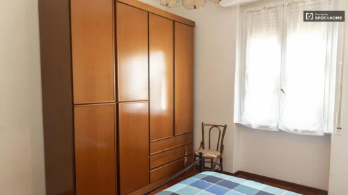 Room in a shared 3-bedroom apartment for rent in Tuscolano Nord