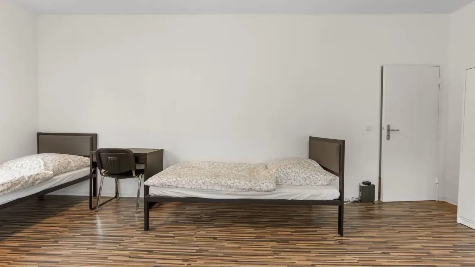 Bedroom 4 - 13
