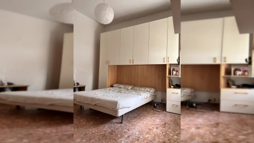 Room in a shared 5-bedroom apartment for rent in Tufello, females only