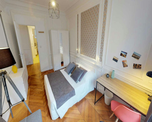 Rue Denis Poisson, Paris