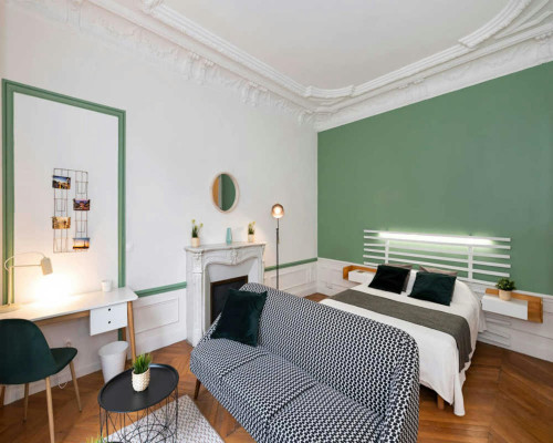 Rue Léo Delibes, Paris