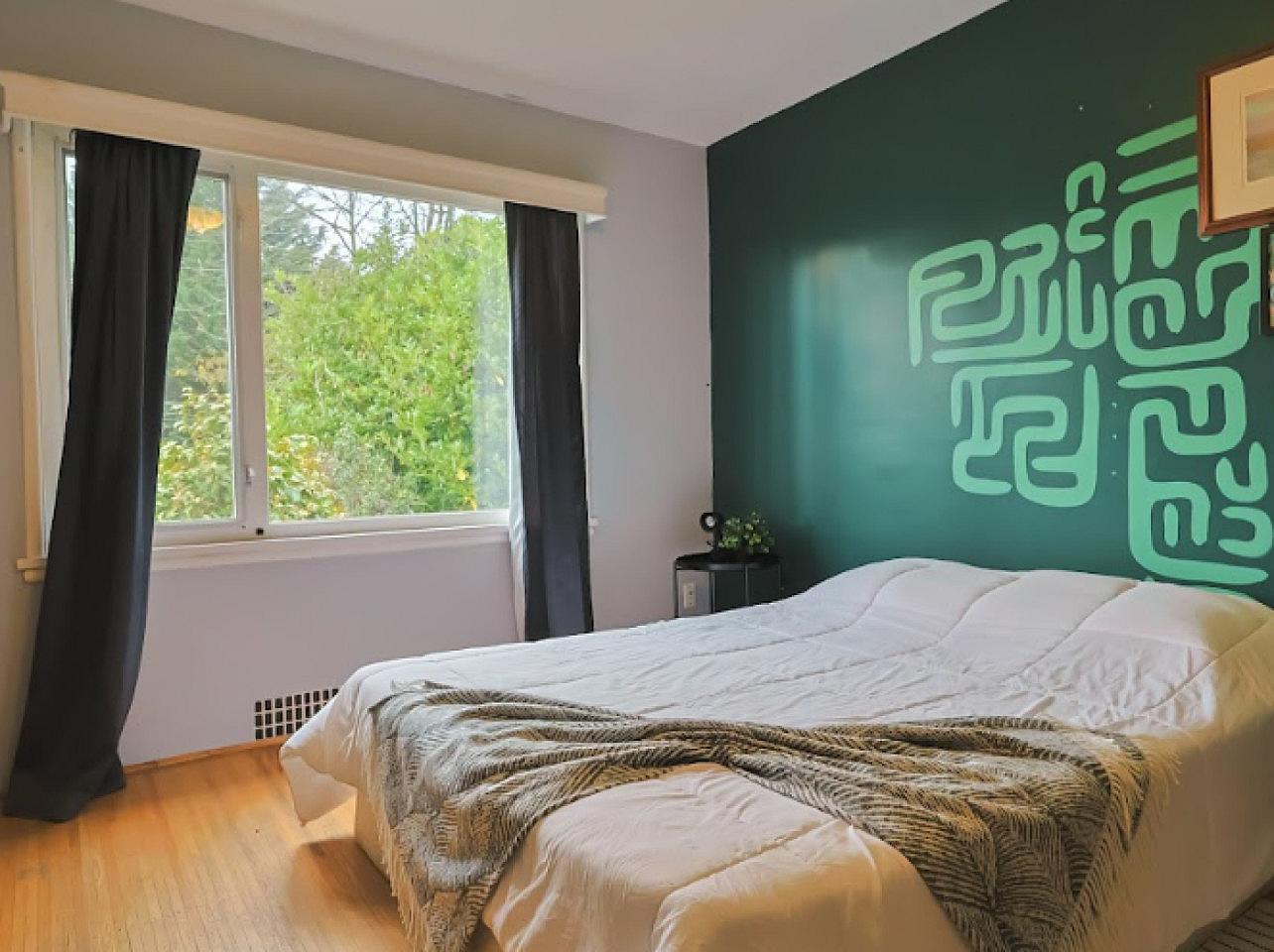 Private Room - Lovely Comfortable House w/ Terrace + Garden near Shannon Mews Park Home - Gallery - 1