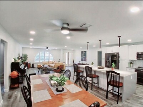 Beautiful 4 bed/2 bath home in PHX