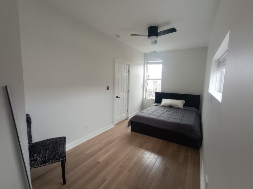 Large private room shared host home - Gallery - 15