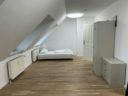 Cozy Single Bed — Shared with 1 Roommate  - Gallery -  5