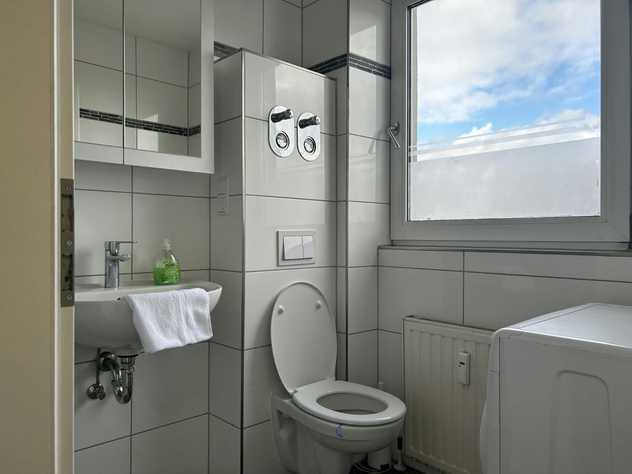  Single Room  -  Cozy Single Bed — Shared with 1 Roommate  - Gallery -  7