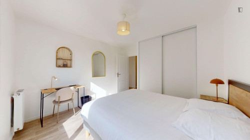 Charming 1-bedroom apartment close to the Val d'Argenteuil train station