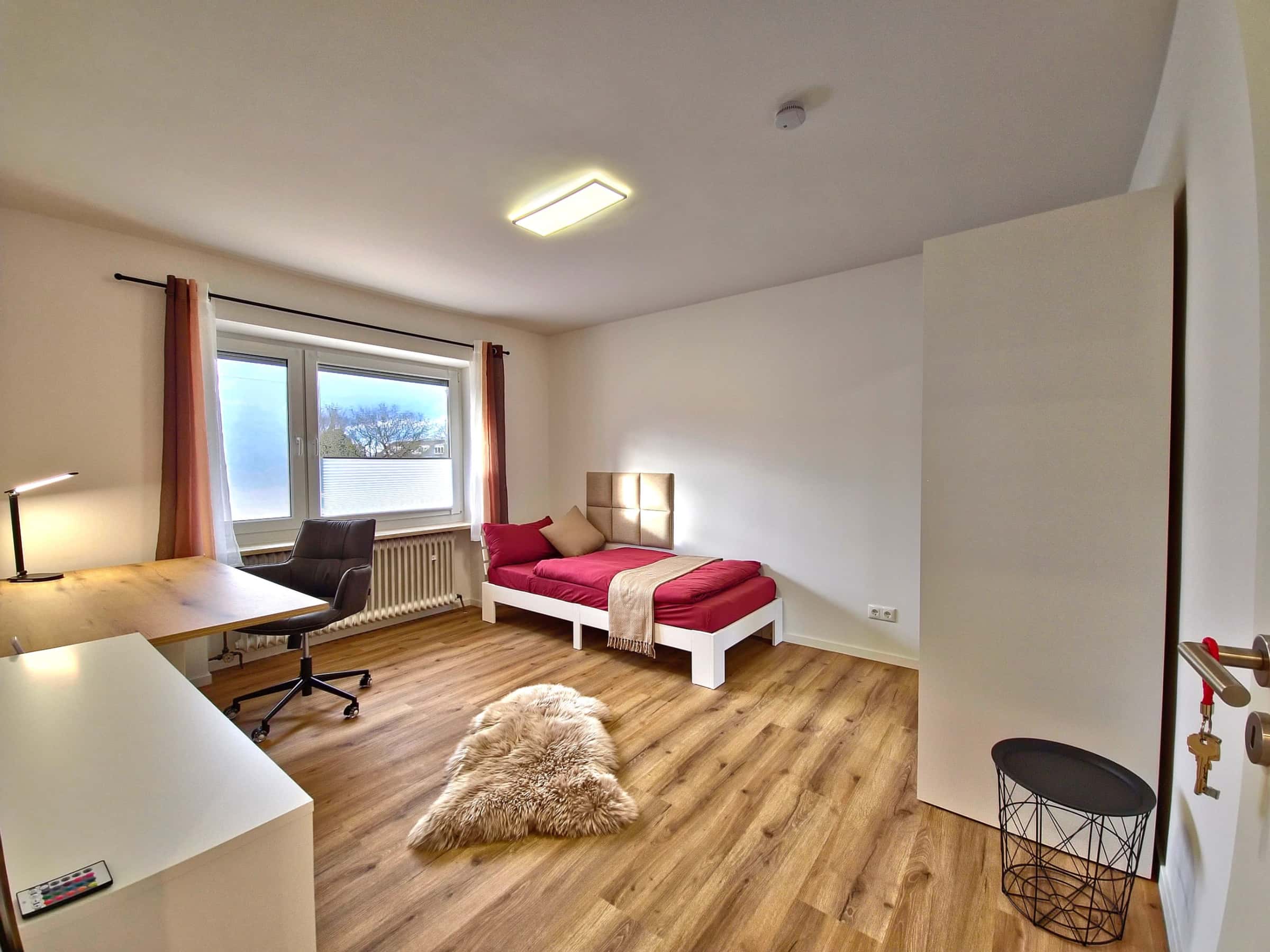Room In Simonsfeldstraße - 1
