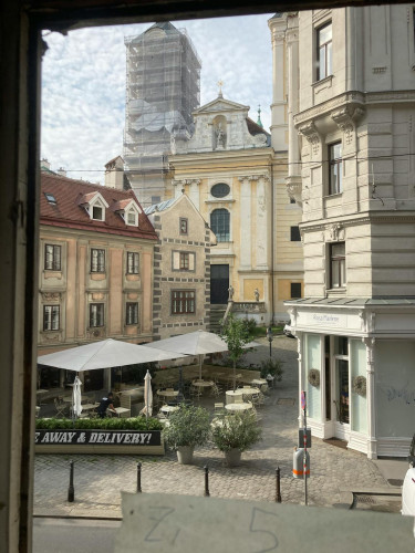 Neustiftgasse, Vienna
