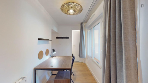 Appealing double ensuite bedroom in Minimes