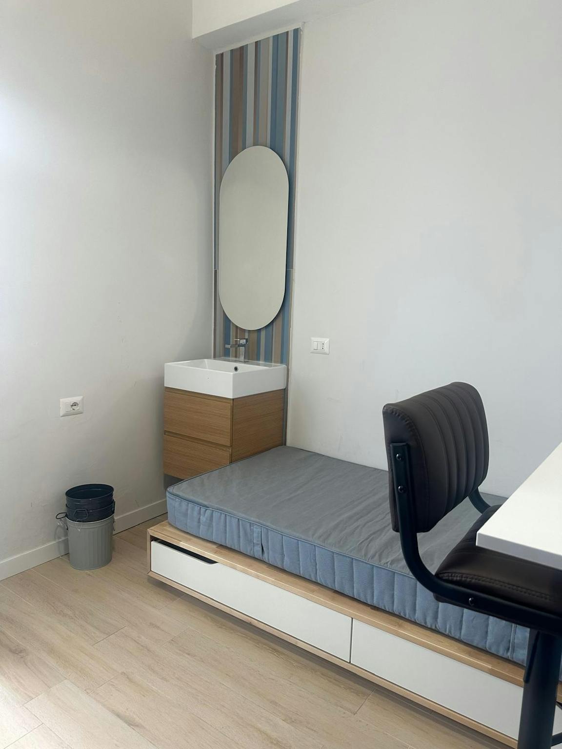 Private Room - 1
