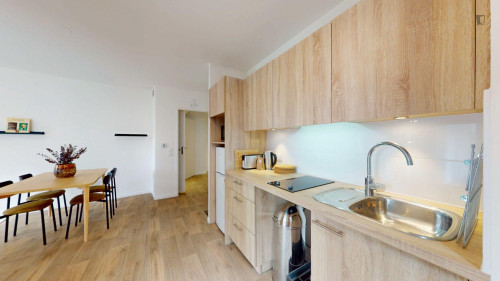 Cosy single bedroom in Asnières-sur-Seine