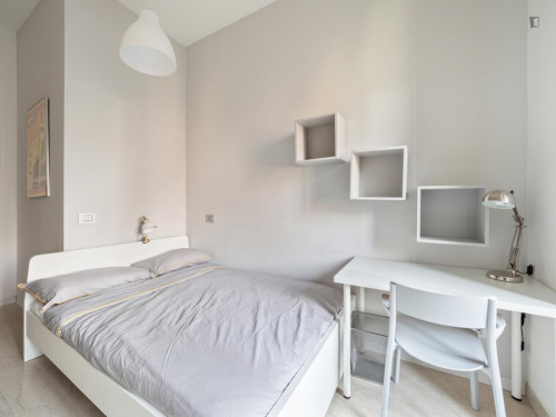 Tasteful double bedroom in Guastalla