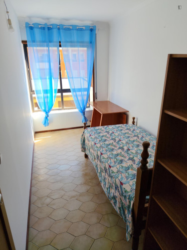 Lovely bedroom in Coimbra
