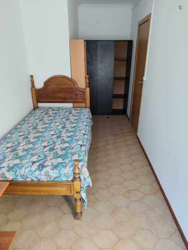 Lovely bedroom in Coimbra