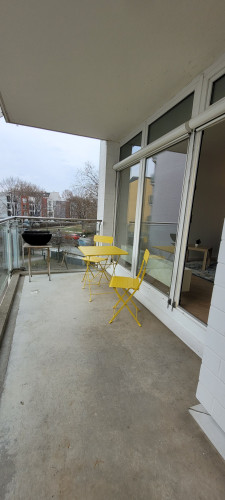 A Freshly Renovated Home: Modern 2-Bedroom Apartment in Berlin-Stralau