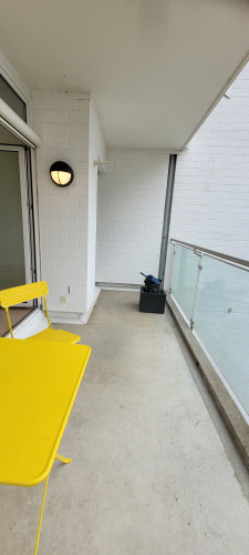 A Freshly Renovated Home: Modern 2-Bedroom Apartment in Berlin-Stralau