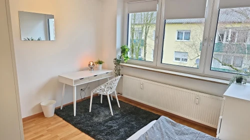 3-bedroom apartment for rent in Germering, bills included - Default