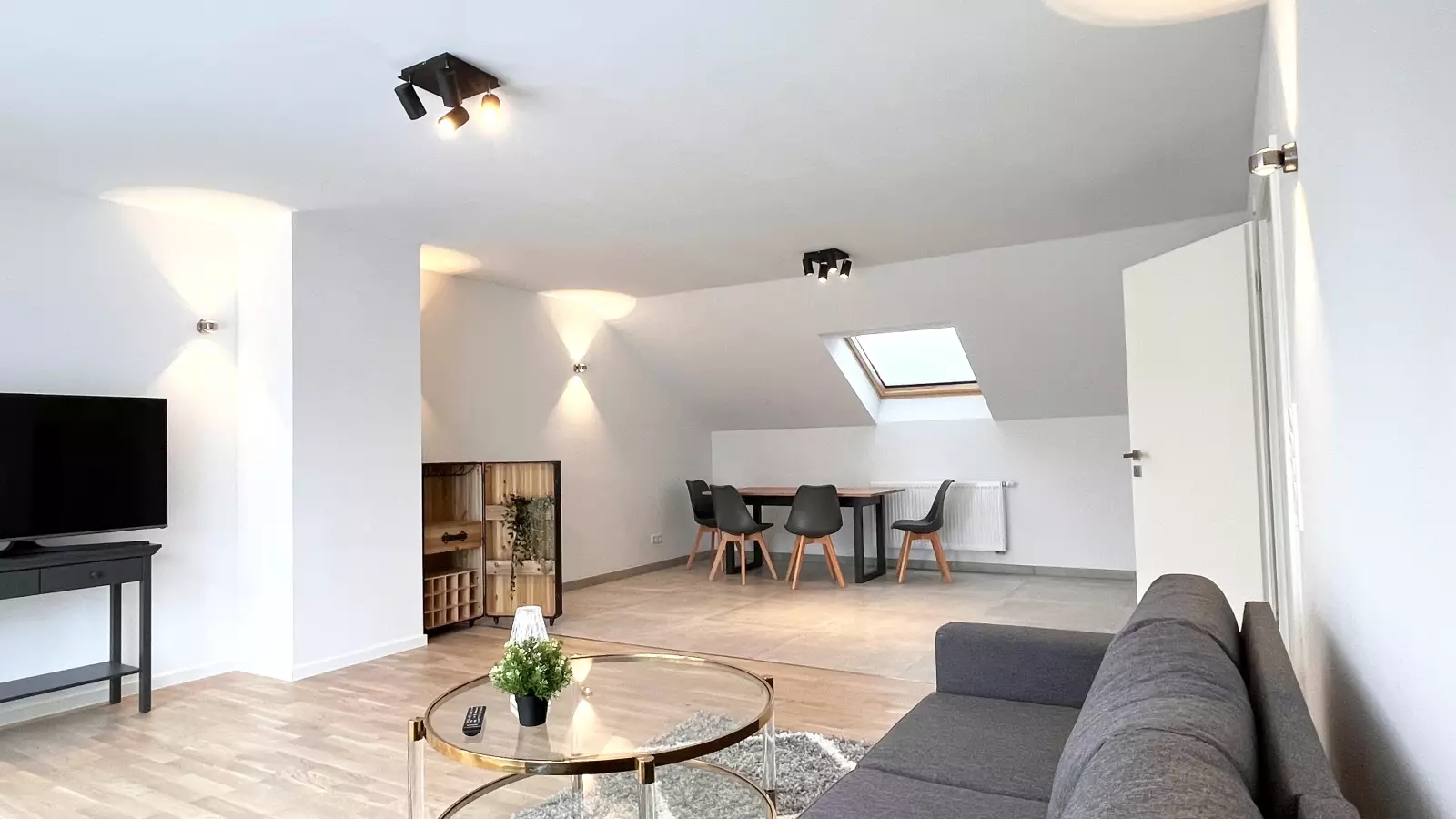 3-Bedroom Apartment For Rent In Neu-Esting - 11