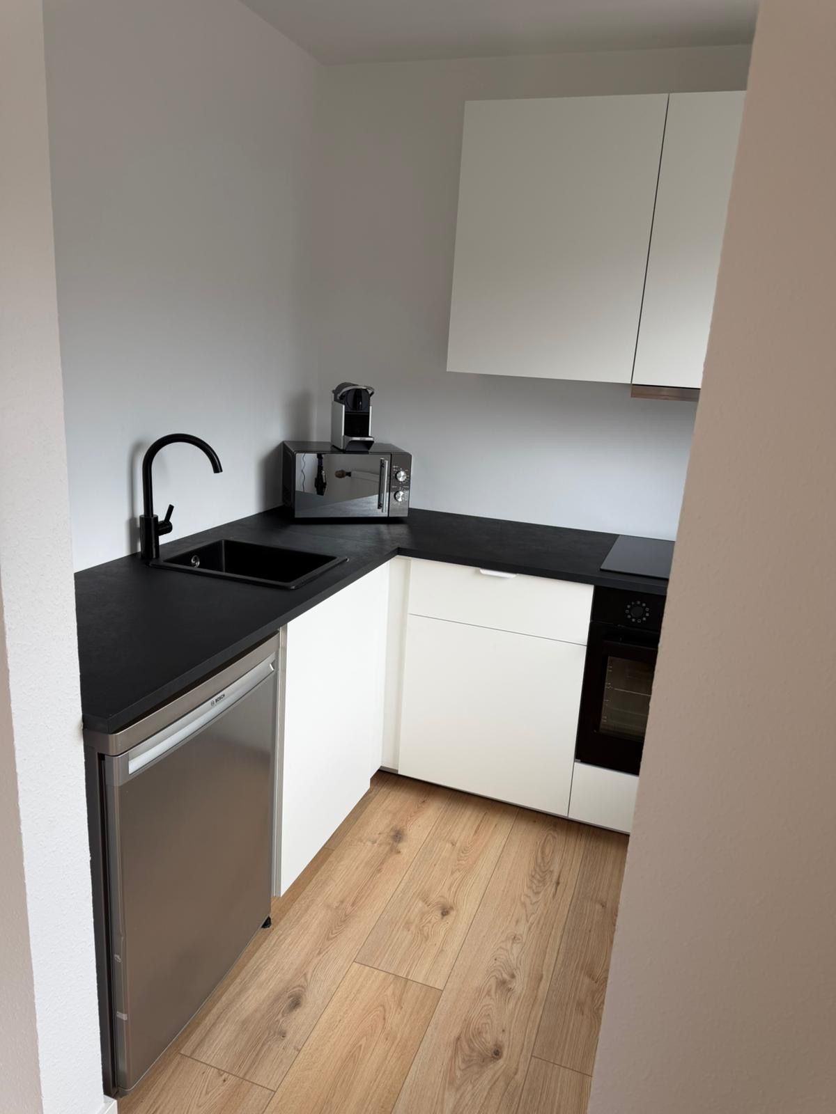  Stilvolle Wohnung Nahe Flughafen Und Messegelände  -  Stilvolle Wohnung nahe Flughafen und Messegelände  - Gallery -  4
