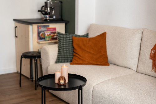 Elegant City Apartment in Damenviertel • Walk Everywhere - Gallery - 12