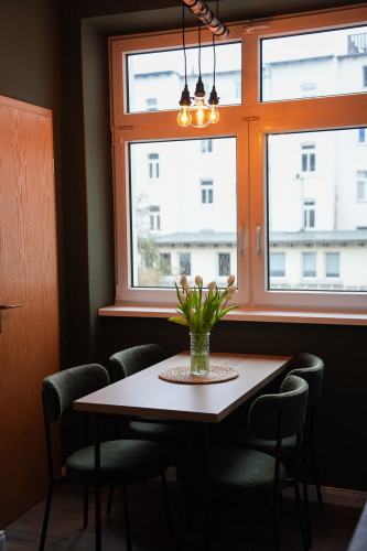 Elegant City Apartment in Damenviertel • Walk Everywhere