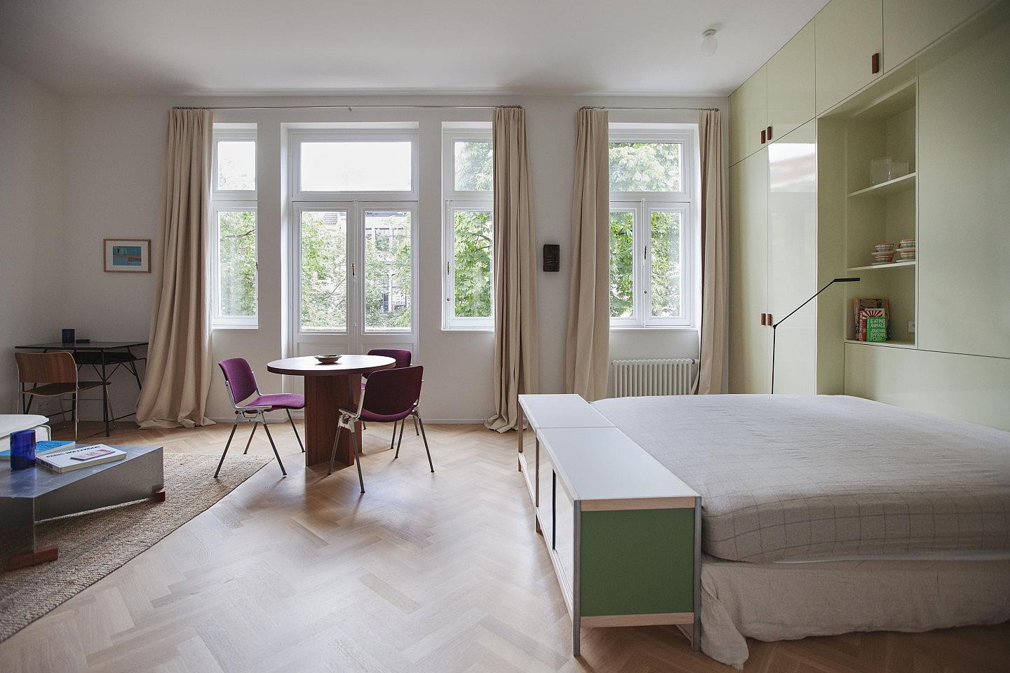 Suite 1 - 29